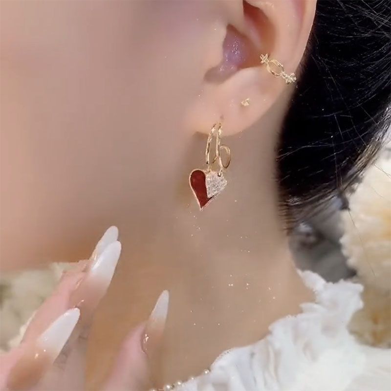 Simple temperament red heart-shaped earrings (10 pieces)