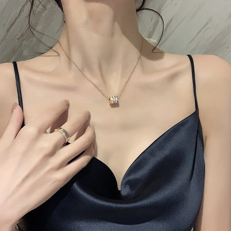 New Little Man Waist Titanium Steel Necklace for Women (10 pieces)