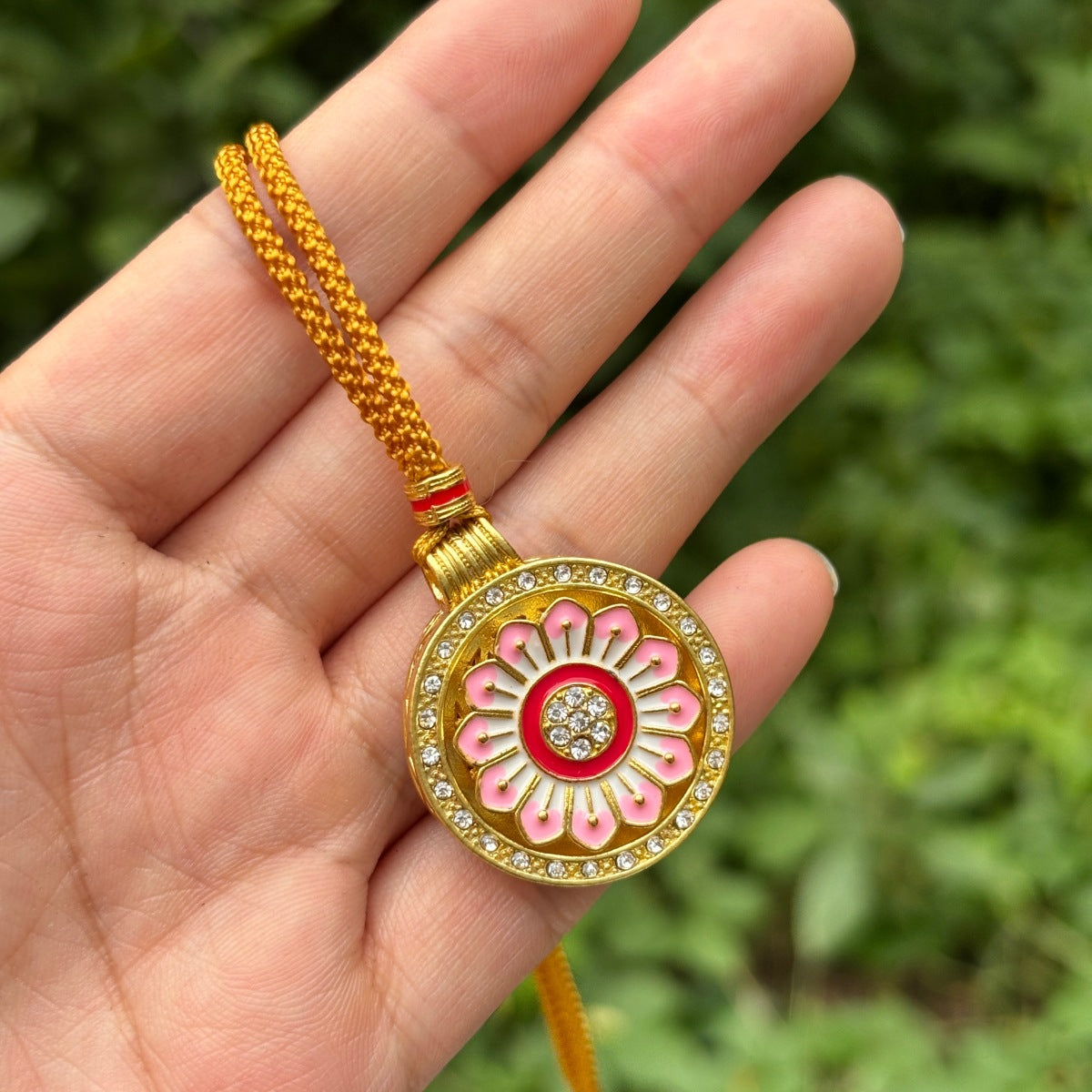 Rotating Sand Gold Fortune Ruyi Sunflower Necklace with Rotating Compass Pendant Necklace Sweater Chain（10 pieces）