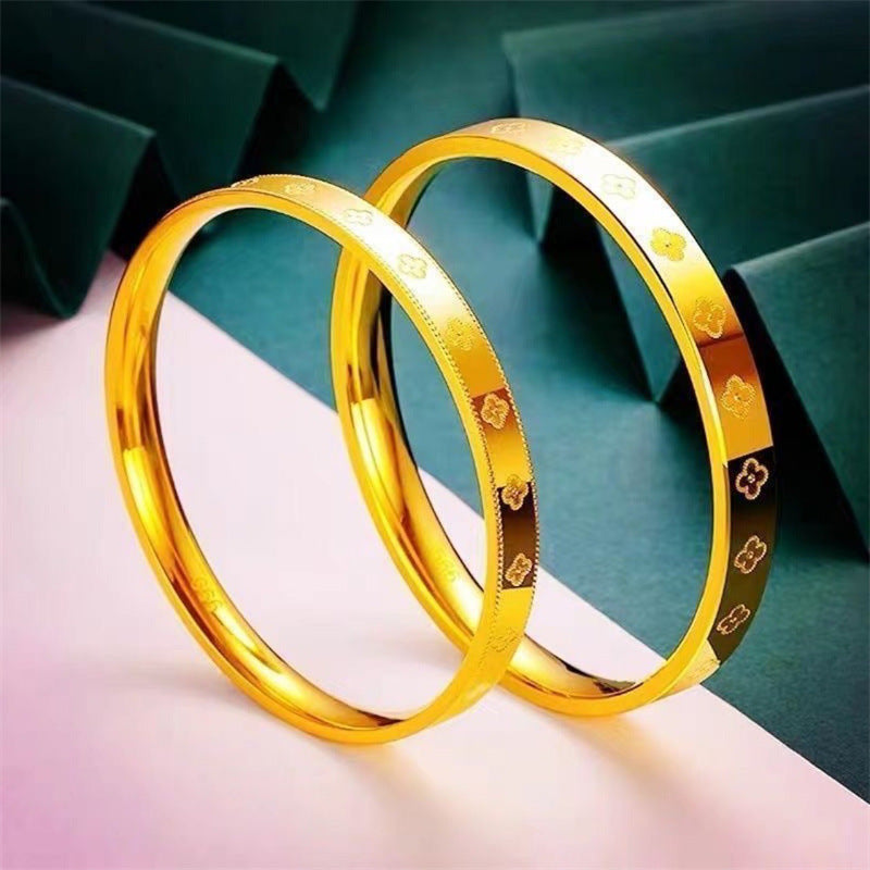 Shajin Closed Four Leaf Clover Bracelet (10 pieces)