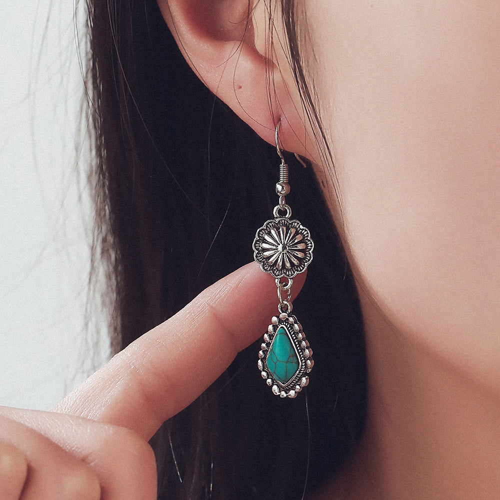 Bohemian retro carved turquoise long earrings and earrings (10 pieces)