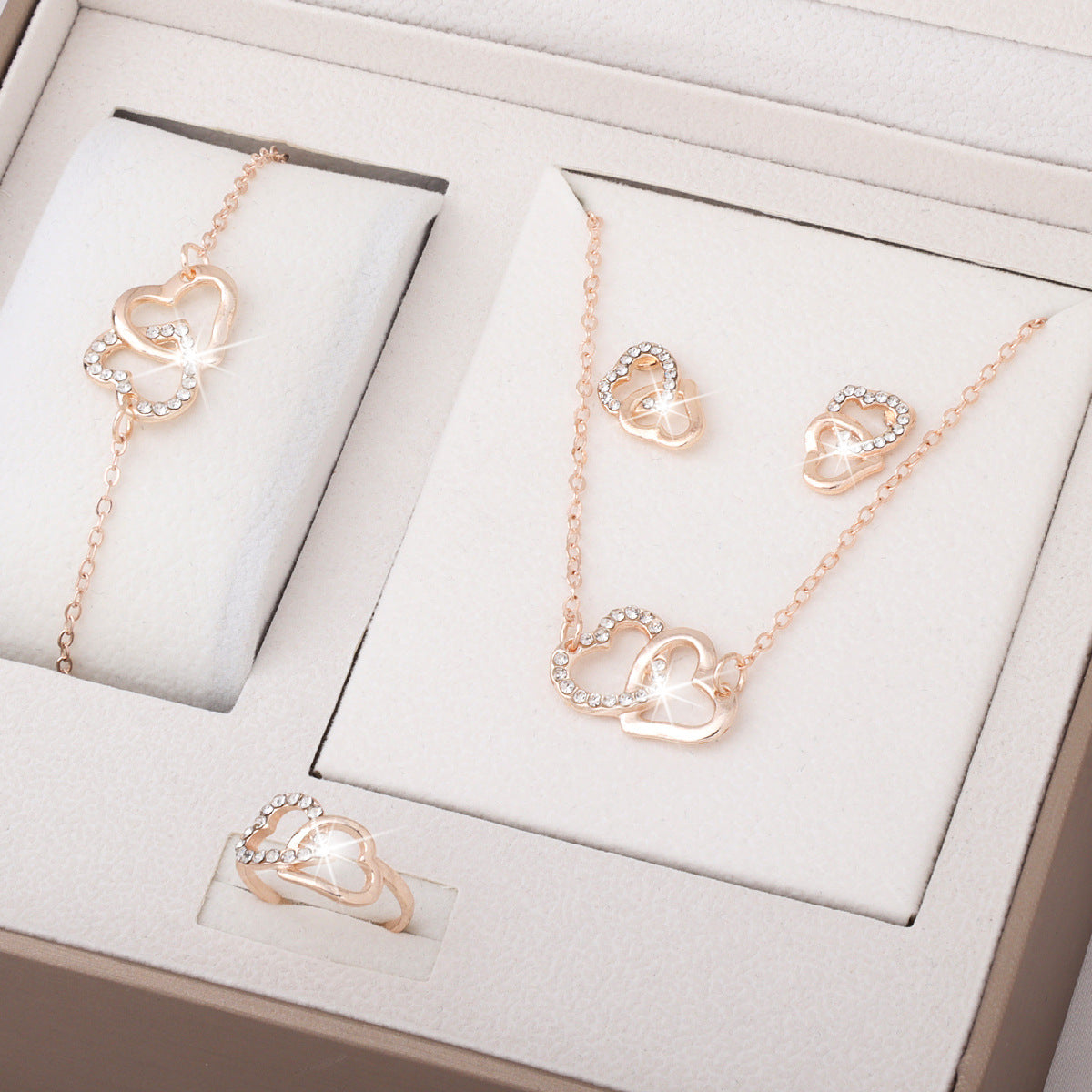 Minimally designed women's versatile double heart jewelry necklace bracelet earrings bracelet pendant four piece set (10 pieces)