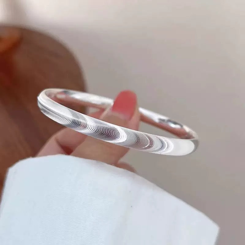 New cat eye bracelet with solid raised design, stylish and luxurious (10 pieces)