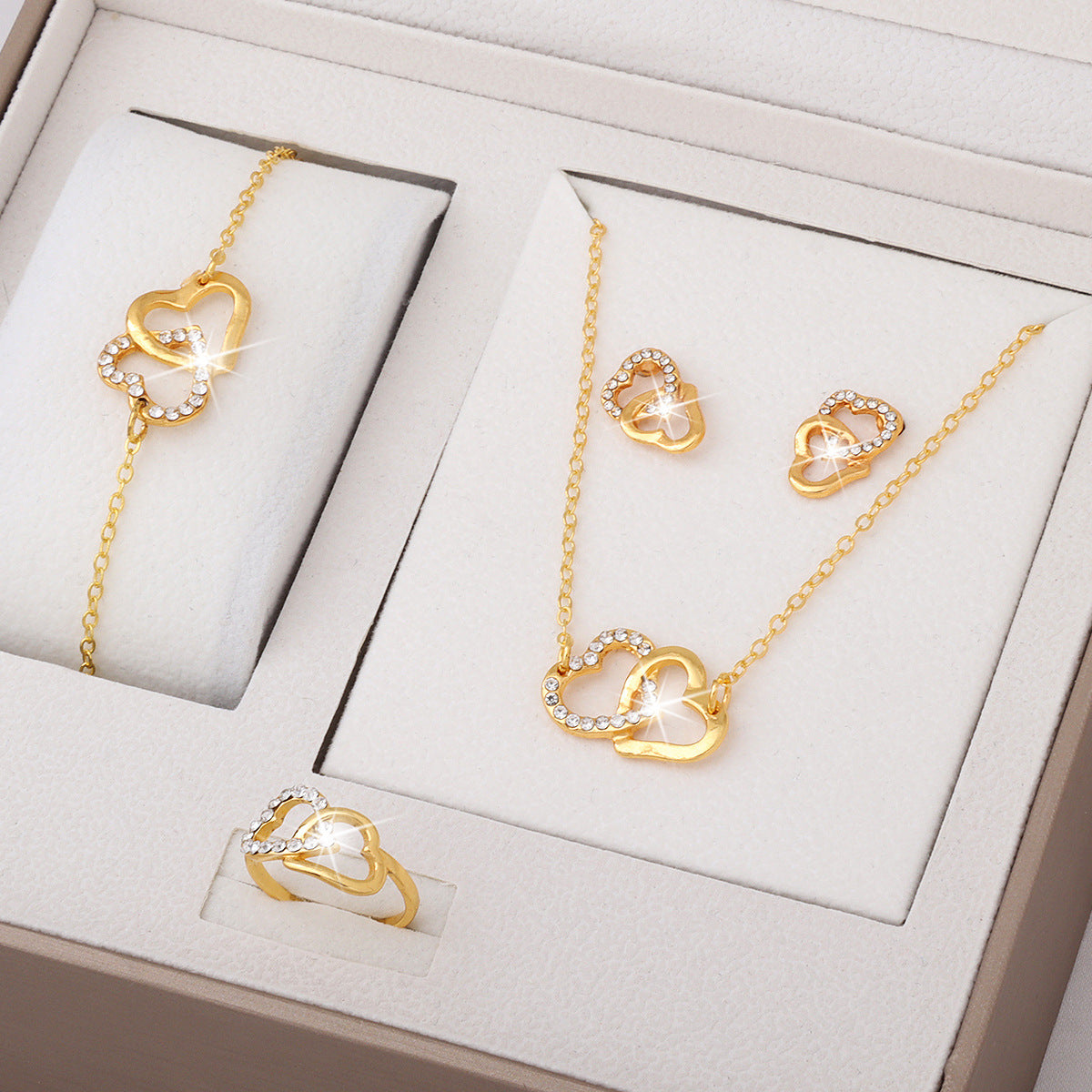 Minimally designed women's versatile double heart jewelry necklace bracelet earrings bracelet pendant four piece set (10 pieces)