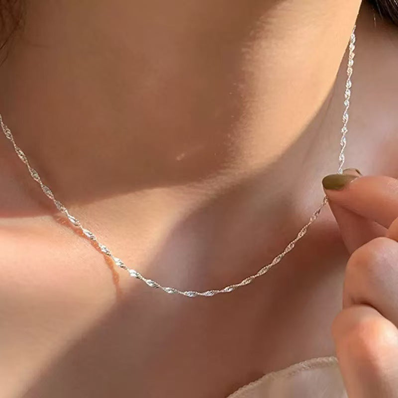 Simple small fresh Fried Dough Twists necklace (10 pieces)